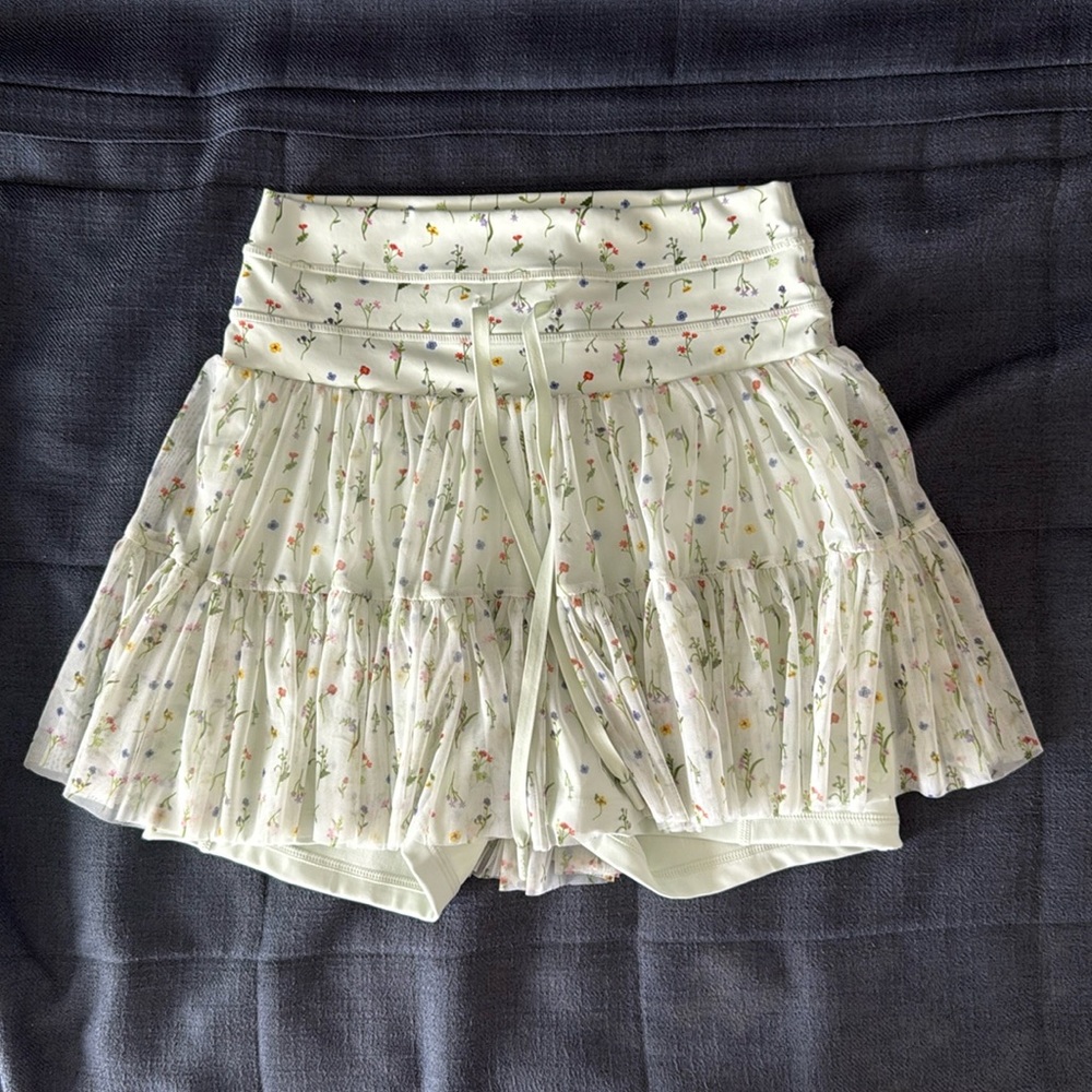 POPFLEX Pirouette Skort in Meadow size Small